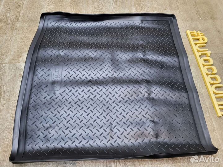 Коврик в багажник Audi Q7 I (2005-2015)