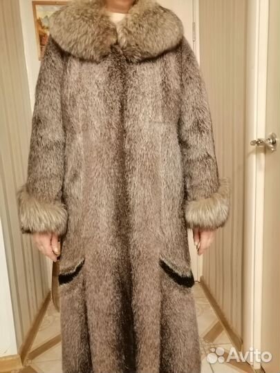 Шуба женская зимняя из нутрии с песцов ворот 48