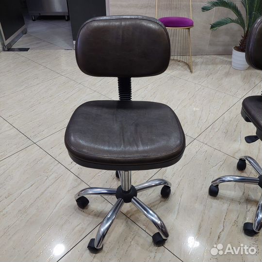 Стул для косметолога бу