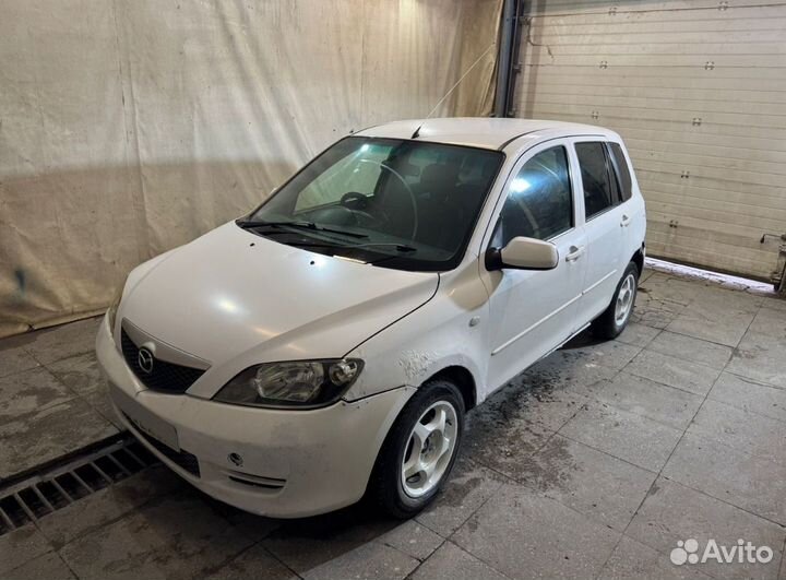 Mazda Demio 1.3 AT, 2003, 195 323 км