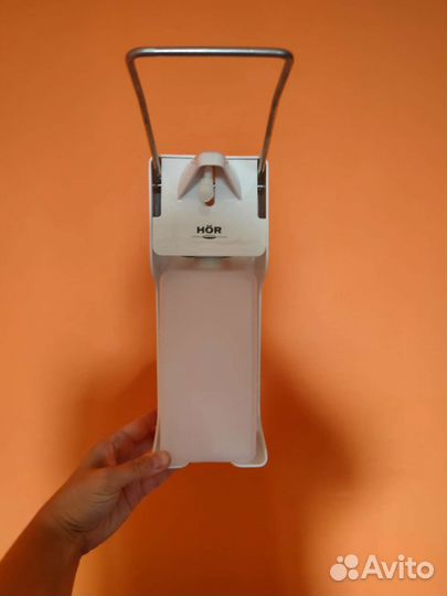 Дозатор для антисептика