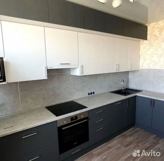 Кухонный гарнитур не б/у