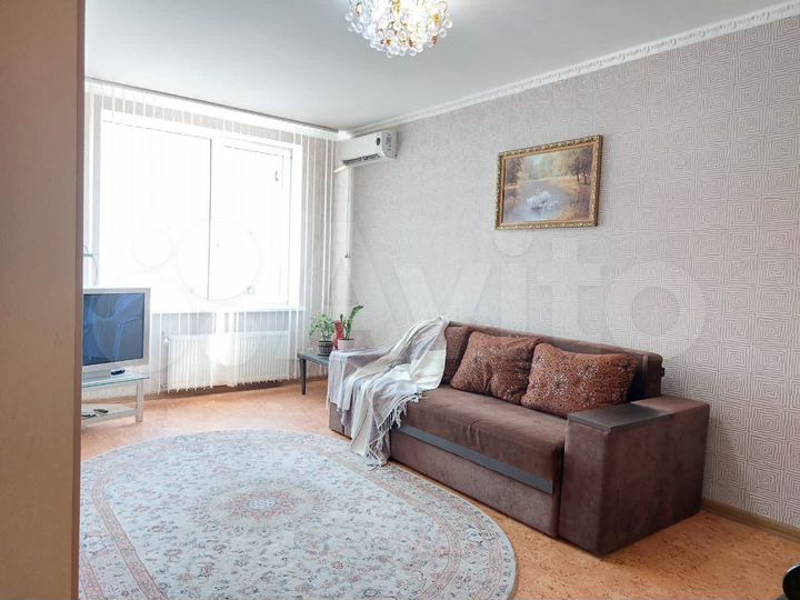 2-к. квартира, 60 м², 3/9 эт.