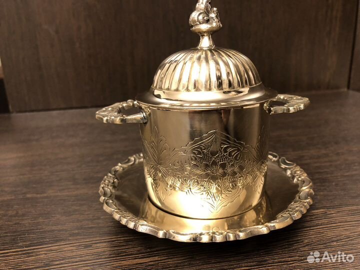 Сахарница латунь