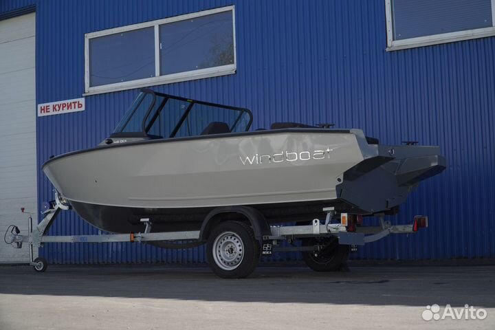 Windboat 4.6 DCX