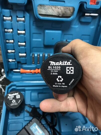 Шуруповерт makita 12v