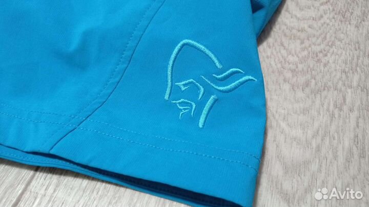 Шорты Norrona M-L