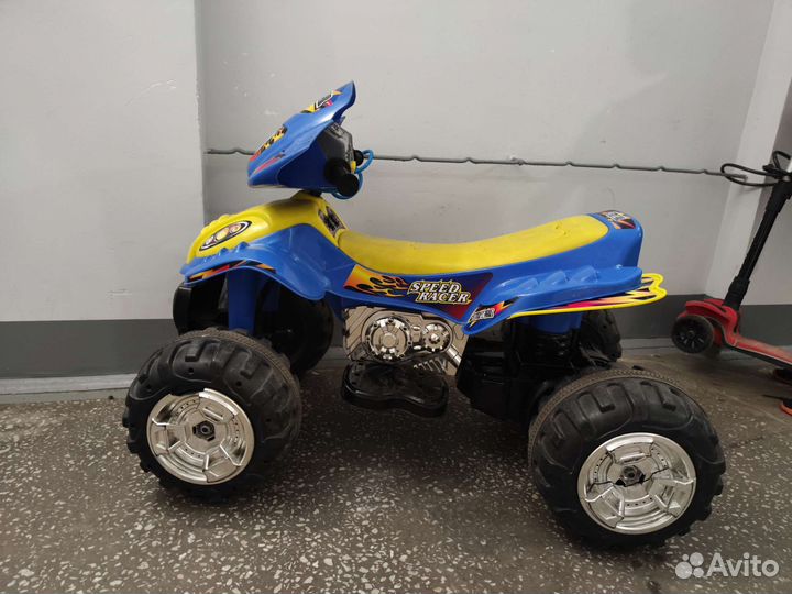 Детский квадроцикл на аккумуляторе