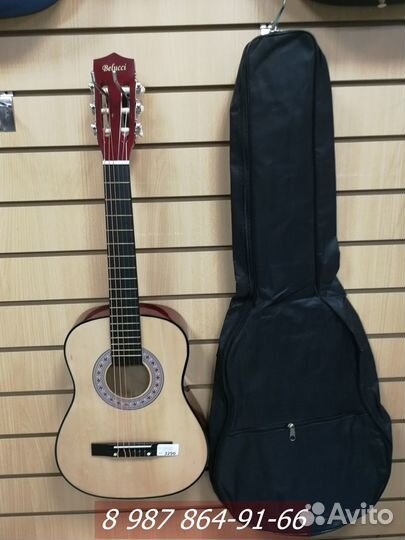 Гитара с чехлом