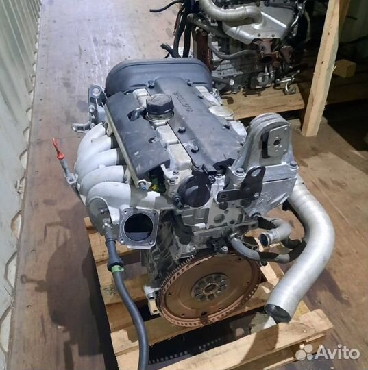 Двигатель Volvo S60 V70 S80 2.4 B5244S2