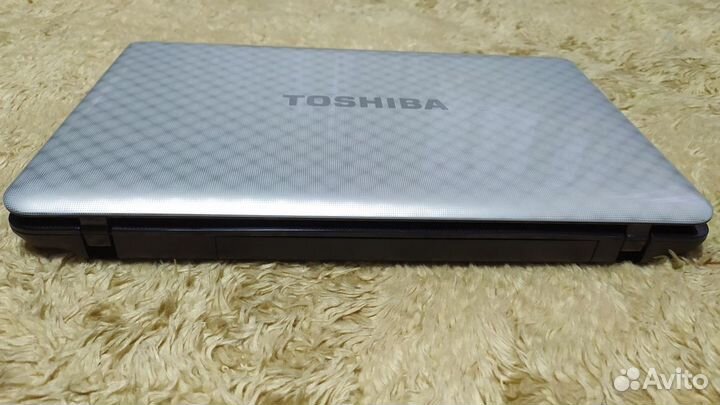 Toshiba L750D. 4ядра/6gb ddr3/620hdd