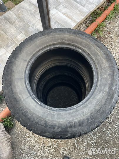 Bridgestone Ice Cruiser 5000 275/65 R17 115T