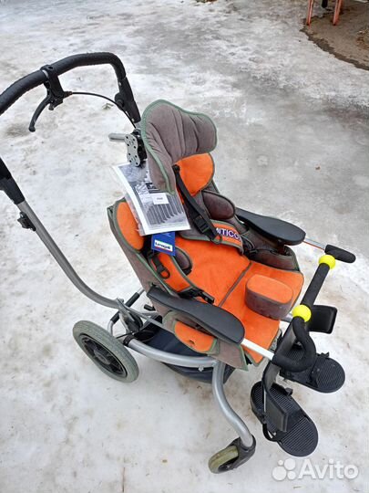 Детская инвалидная кресло -коляска