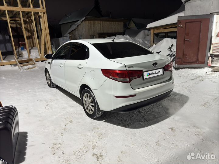 Kia Rio 1.6 AT, 2015, 255 377 км