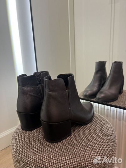 Ботильоны кожаные 38