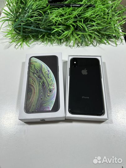iPhone Xs, 64 ГБ