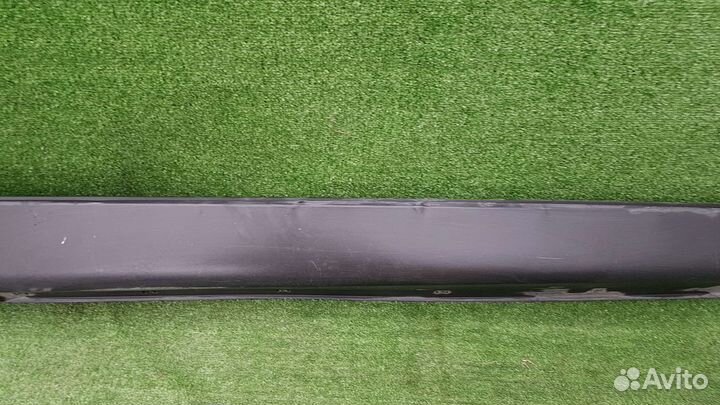 Накладка порога правая Ix35 877542S000