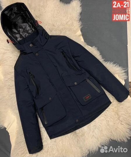 Куртка для мальчика новая