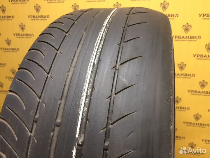 Kumho Ecsta SPT KU31 235/55 R17 103V