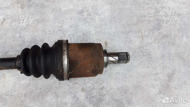 Привод полуось левая Ниссан Альмера Классик