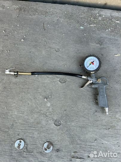 Пистолет для подкачки шин