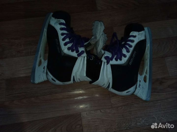 Хоккейные коньки bauer