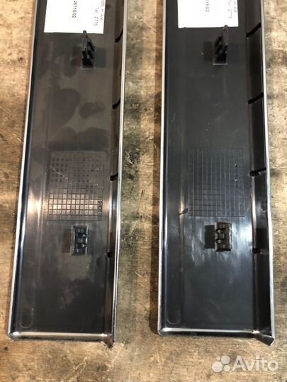 Накладка на порог салона передняя Mercedes-Benz