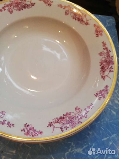 Тарелка суповая Чехословакия, 22,5см