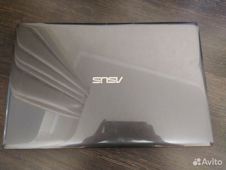 Ноутбук asus