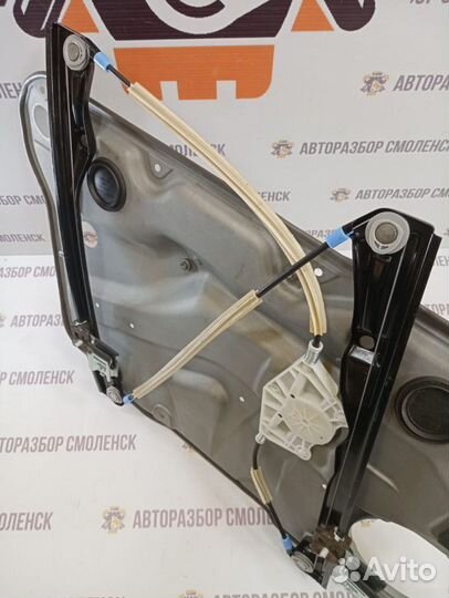 Стеклоподъемник электр. передний правый Volkswagen