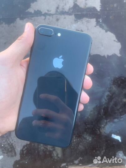 iPhone 8 Plus, 64 ГБ