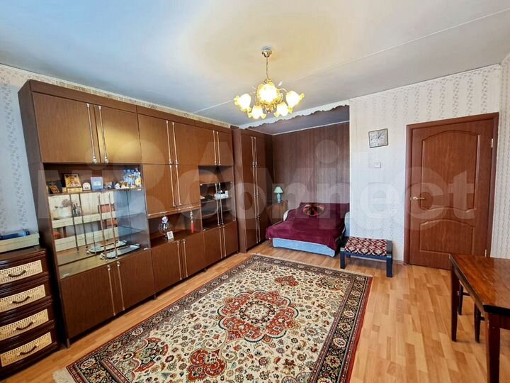 1-к. квартира, 42 м², 8/12 эт.