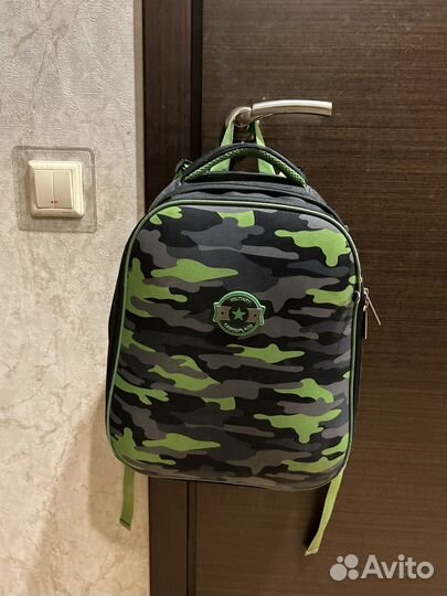Рюкзак школьный