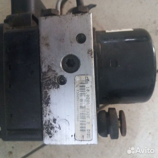 Блок абс форд фокус 1 2004г 2.0л