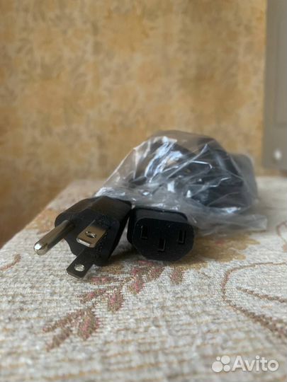 Кабель питания с тремя штекерами