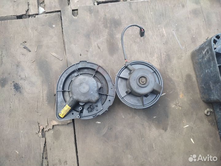 Моторчик печки на b 3