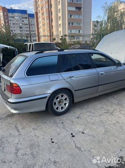 BMW 5 серия 2.0 МТ, 1998, 300 000 км