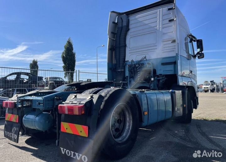 Pазбираем грузовик Volvo FH 2008-2013