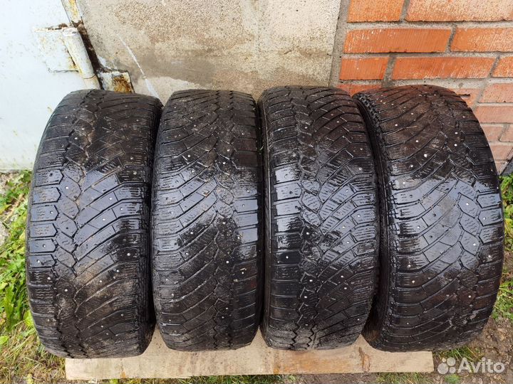Gislaved Nord Frost 200 205/60 R16