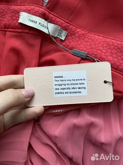 Новое Платье Three Floor размер XXs