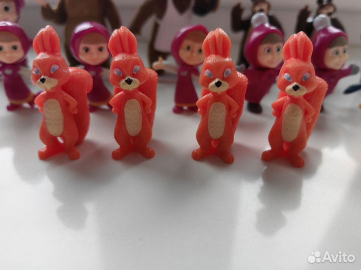 Игрушки из киндера, Маша и медведь