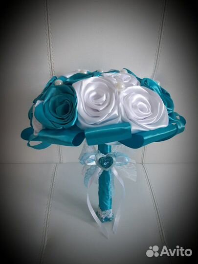 Букет-дублер в бирюзовом цвете