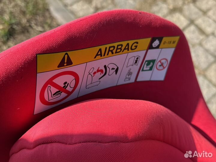 Cybex sirona m2i-size с базой