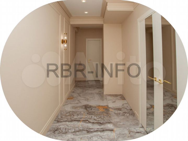 3-к. квартира, 100 м², 1/9 эт.