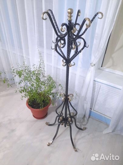 Вешалка напольная