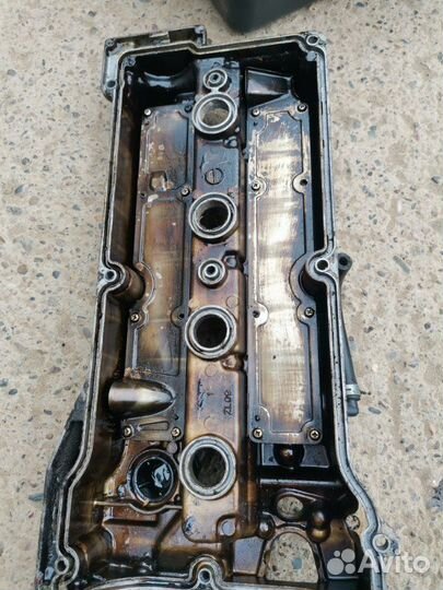 Клапанная крышка Mazda Familia BJ ZL 1999