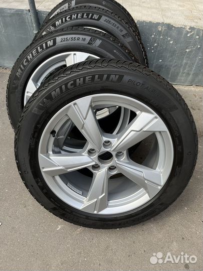 R18 Michelin Alpin 5 225/55, PCD 5x112 DIA 66.1