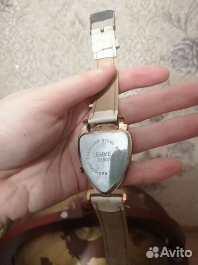 Часы evve Quartz