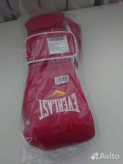 Боксёрские перчатки