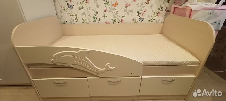 Детская кровать дельфин с матрасом